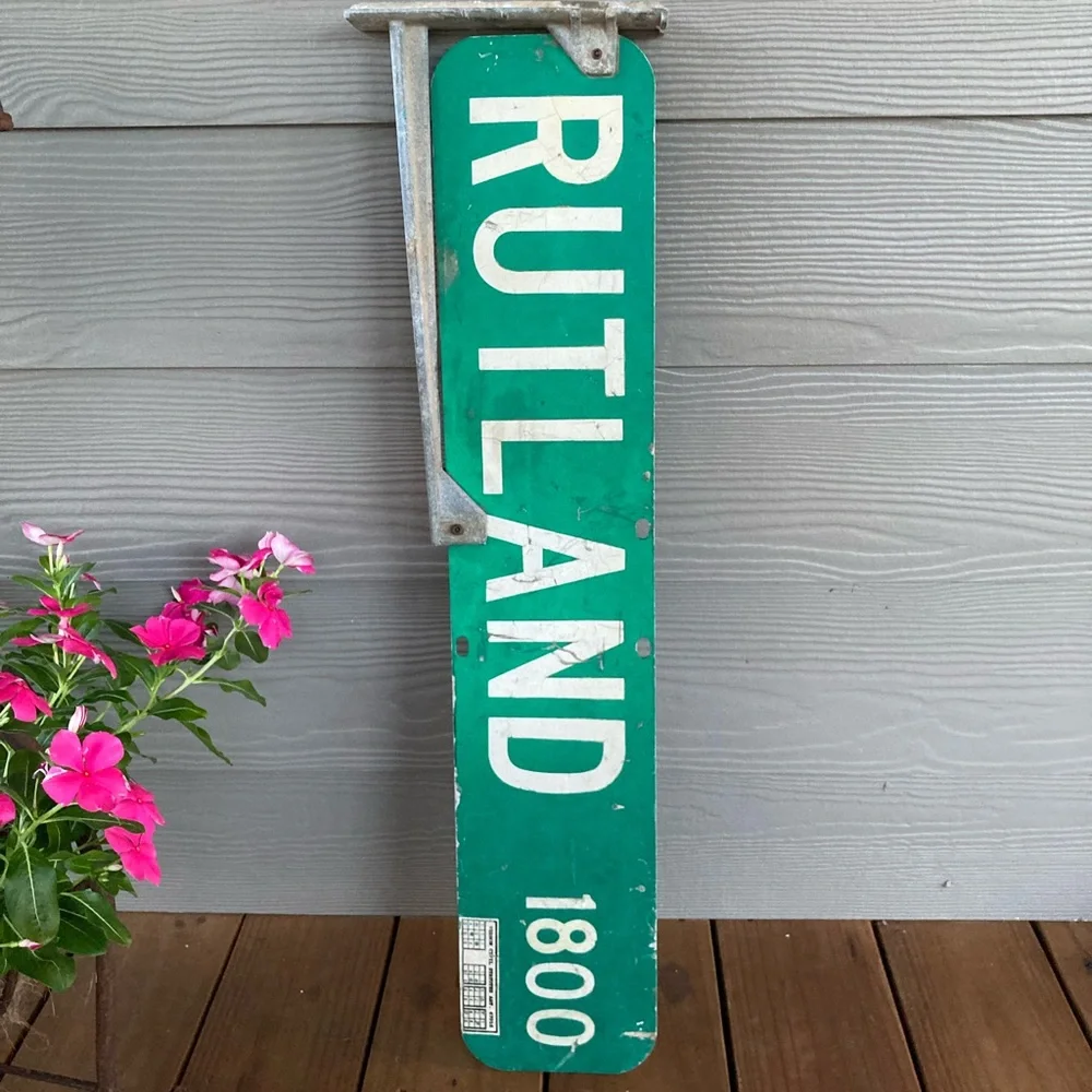 Retired Street Sign 1800 Block Rutland Vintage Decor - Picture 7 of 15